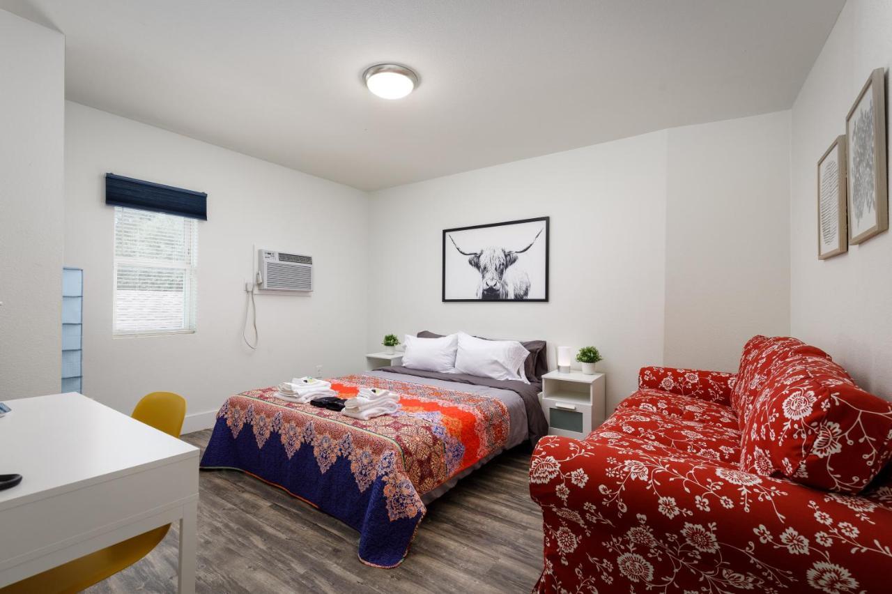 735 W 10Th St Dallas Eksteriør bilde