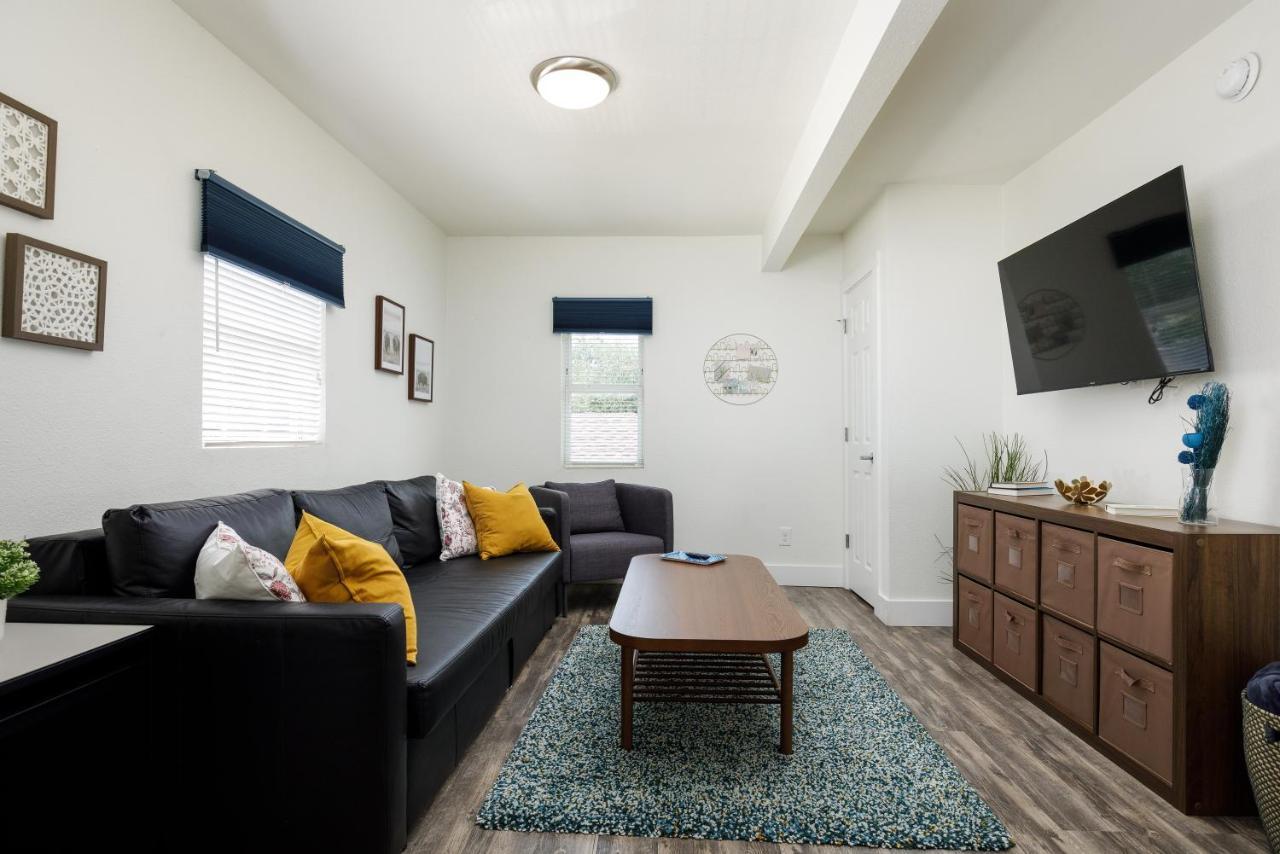 735 W 10Th St Dallas Eksteriør bilde